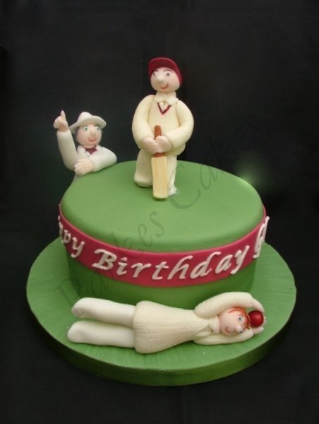 cricket player birthday cake